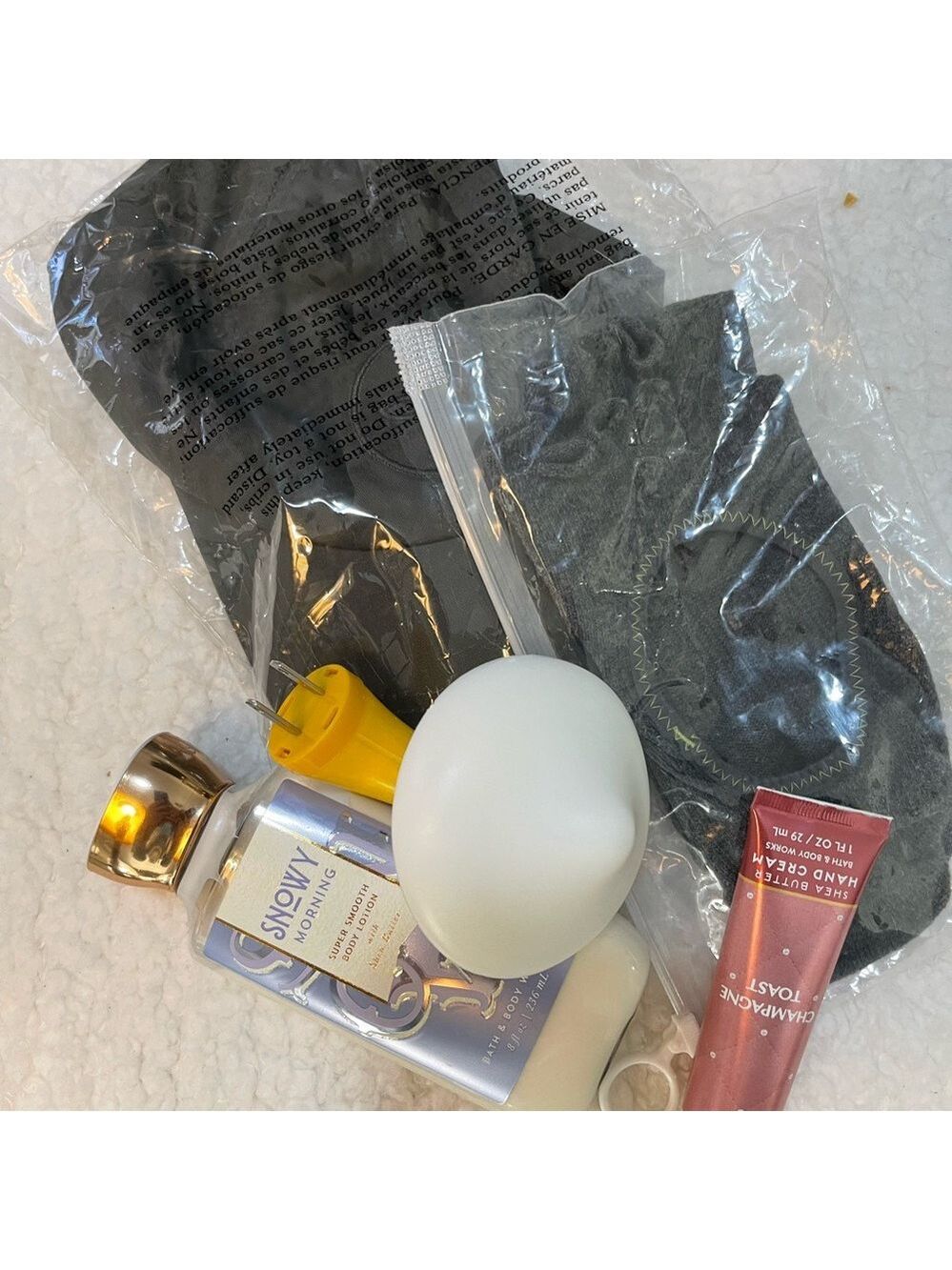 Bath & Body Works Lotion in this bundle Stocking stuffers